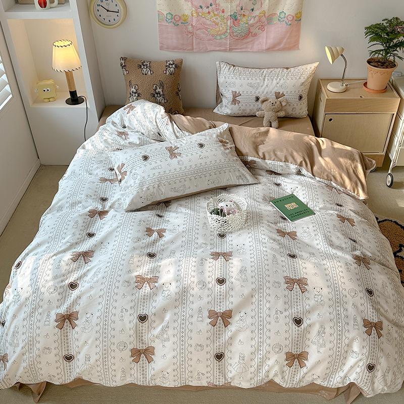 Cotton Four-piece Quilt Cover, Bed Sheet Three-piece Cartoon Girl Heart Bedding
