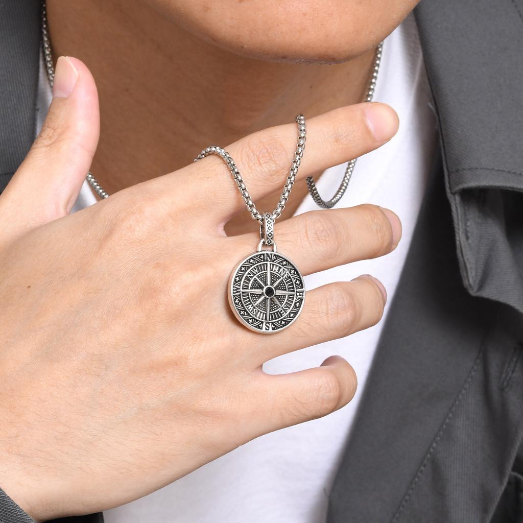 Collares con Colgante de Brújula Vintage para Hombres Niños, Collar de Moneda de Acero Inoxidable, Collar Rock Hip Hop Regalo Guía de Graduación
