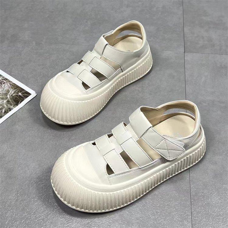 Internet Celebrity Spring New Hollowed Women's Shoes Versatile Sports Casual White Shoes Popular Style Ins Fashion