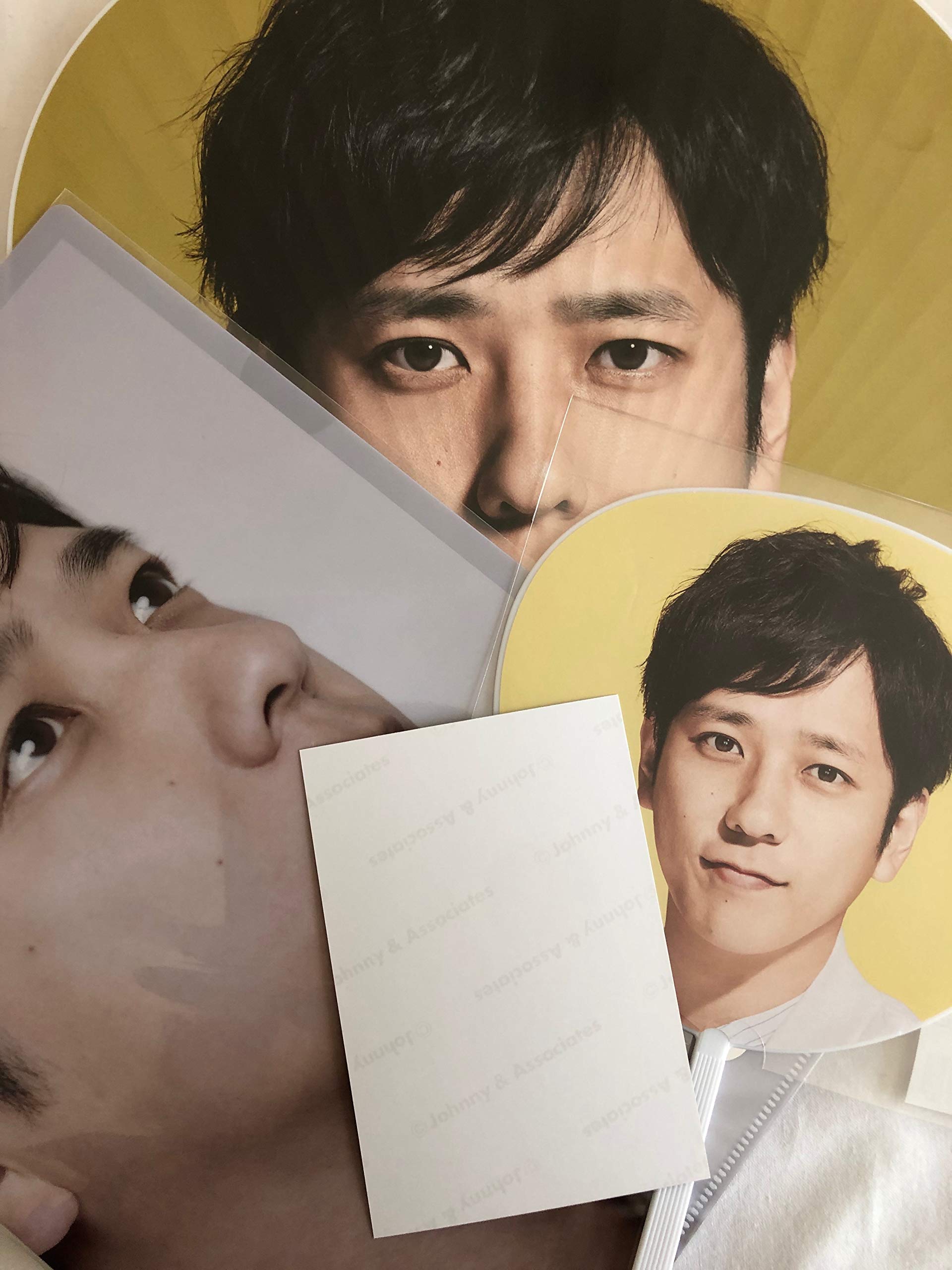 

Arashi Часть 3 Большой веер Прозрачный файл Мини 5X20 Юбилейный тур ARASHI 2019 Официальные товары Официальное фото 1 Типовой набор [(Казунари Ниномия) + + вентилятор] +