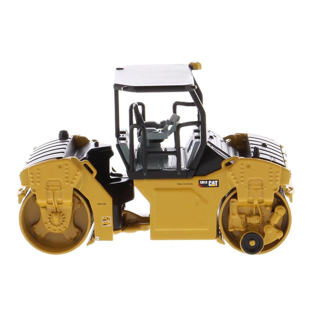 1/64 Diecast Masters Caterpillar CB-13 Roller with ROPS, Play & Collect Series Cat Trucks & Construction Equipment