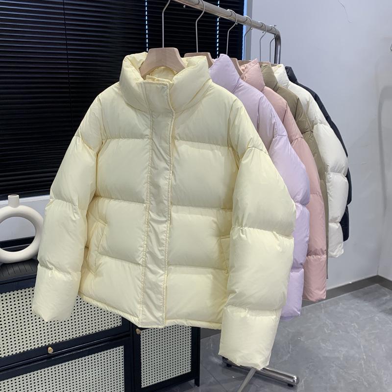 

Женская короткая пуховая куртка с капюшоном - 95% пух белой утки, плотная и свободная посадка для зимы 2025 S 98-114 lbs