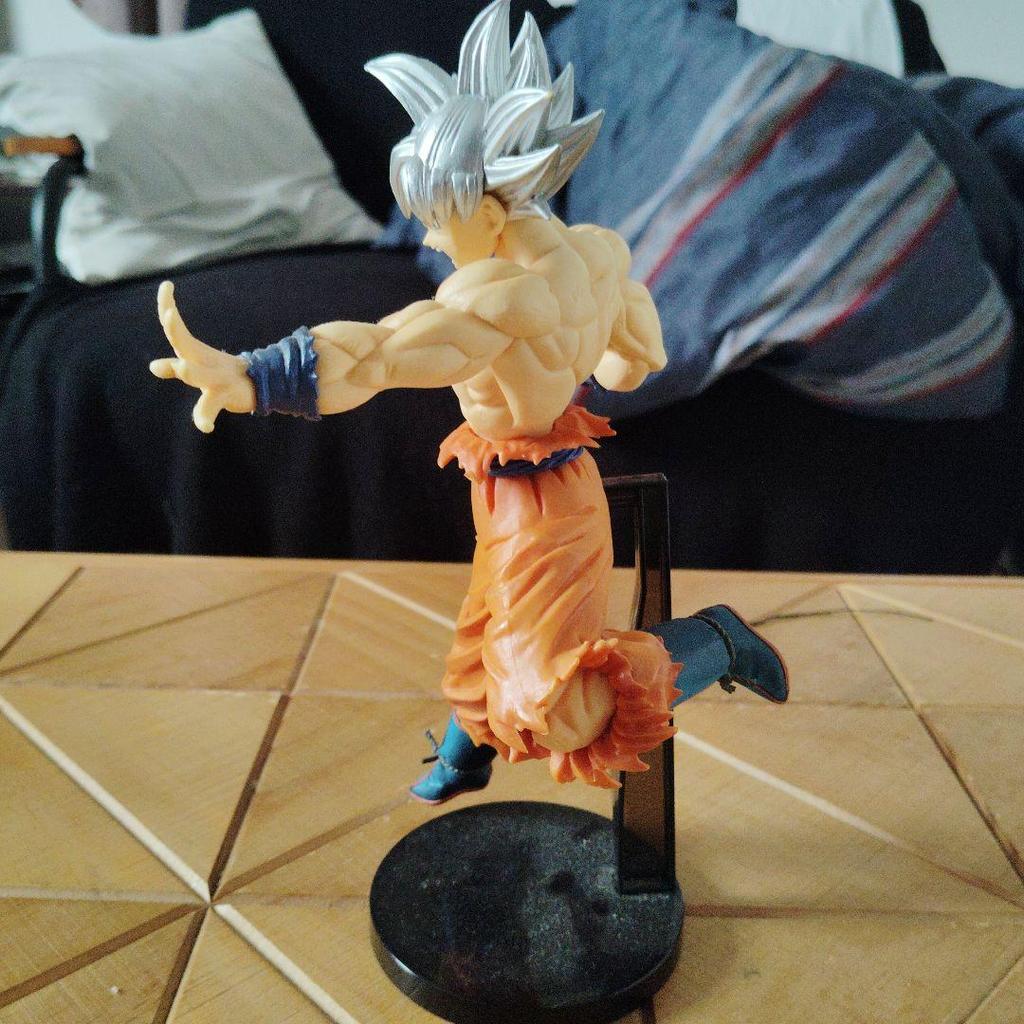 [USED] Dragon Ball Son Goku Figure
