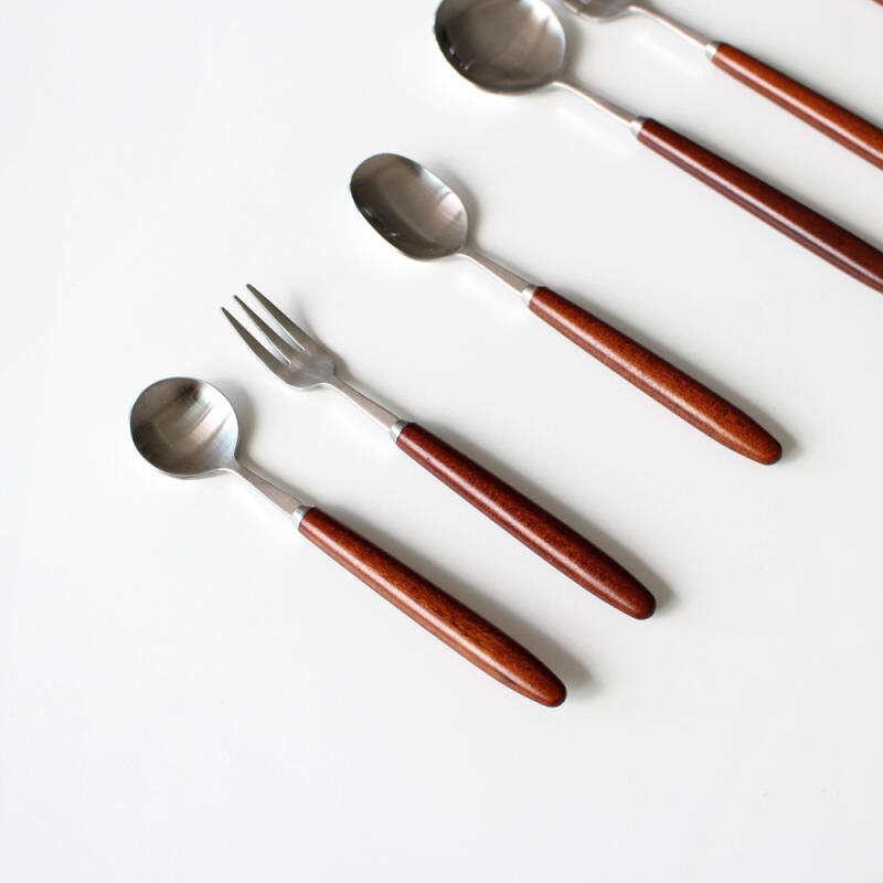 

Rim Maple Lacquerware Korean Tableware 14cm teaspoon
