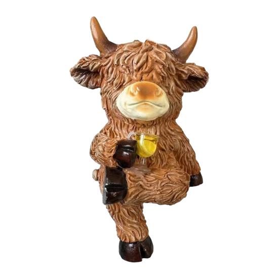 

Highland Cow Plant Pot Hugger Figurine Funny Resin Cow Flower Pot Decoration Cute Farm Animal Ornament for Indoor Outdoor Patio Balcony Yard Lawn