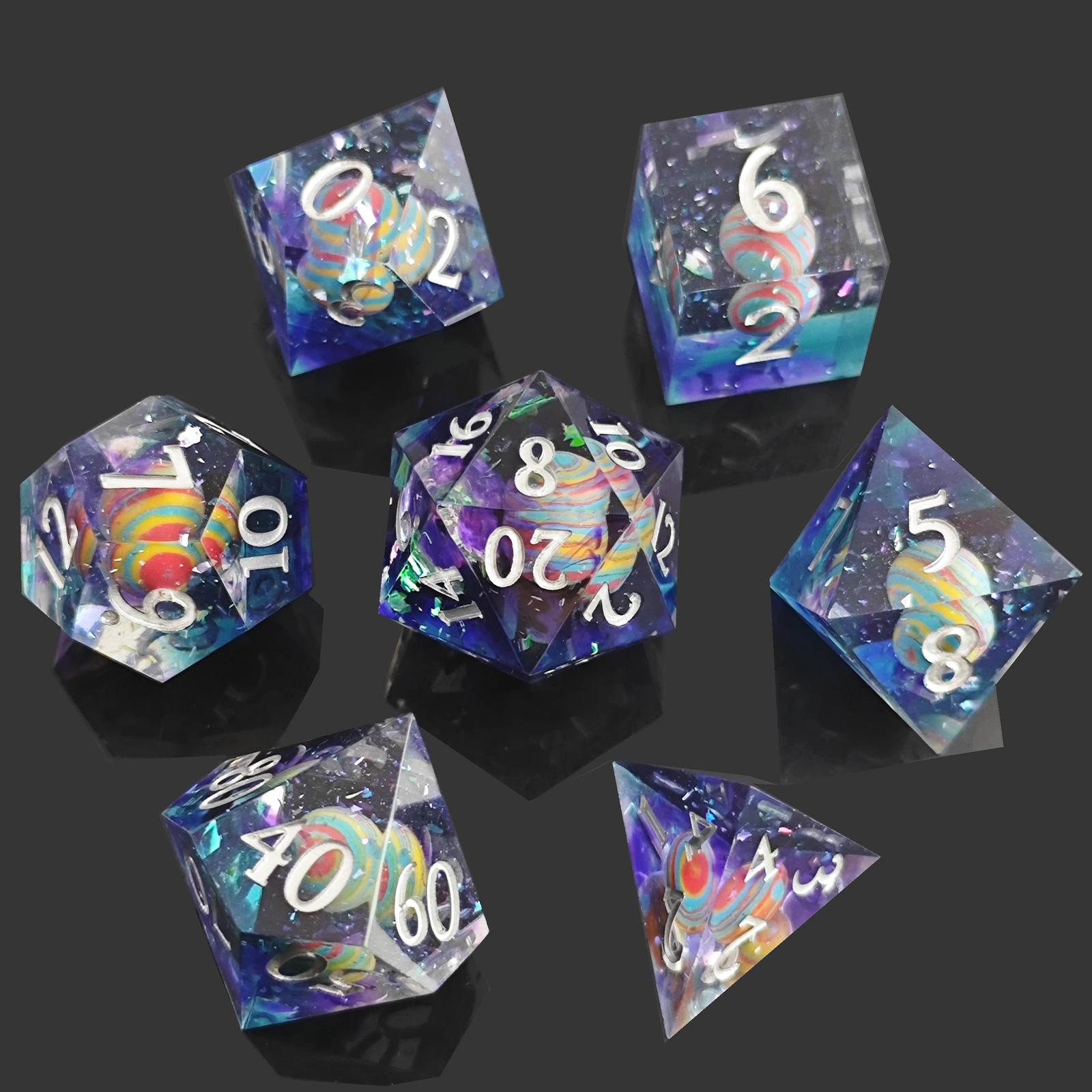 

Нові кубики Resin Planet D20 для рольових ігор: Не турбувати, Підземелля та Дракон, COC