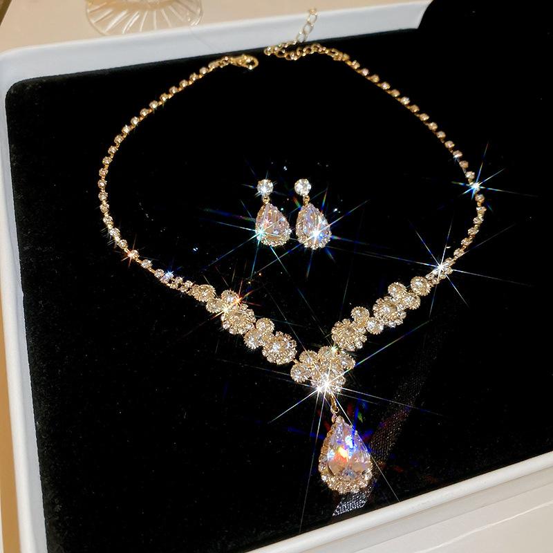 Water Drop Diamond Stud Earrings Necklace Light Luxury Fashion Pendant Collarbone Chain Internet Celebrity High Sense Jewelry Women