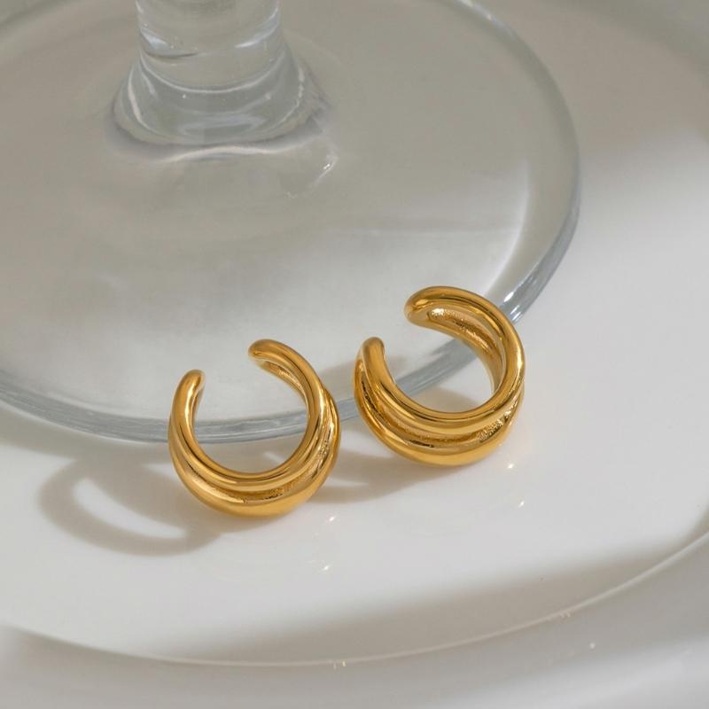 Minimalist Clip-On Ear Cuff Earrings Pair, No Piercing Outer Ear Accessory for Everyday Styling, Dates and Travel