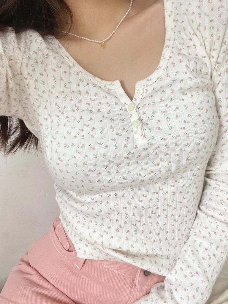 Pure desire wind U-neck small floral button front shoulder long-sleeved T-shirt women's top autumn slim and thin bm bottoming shirt