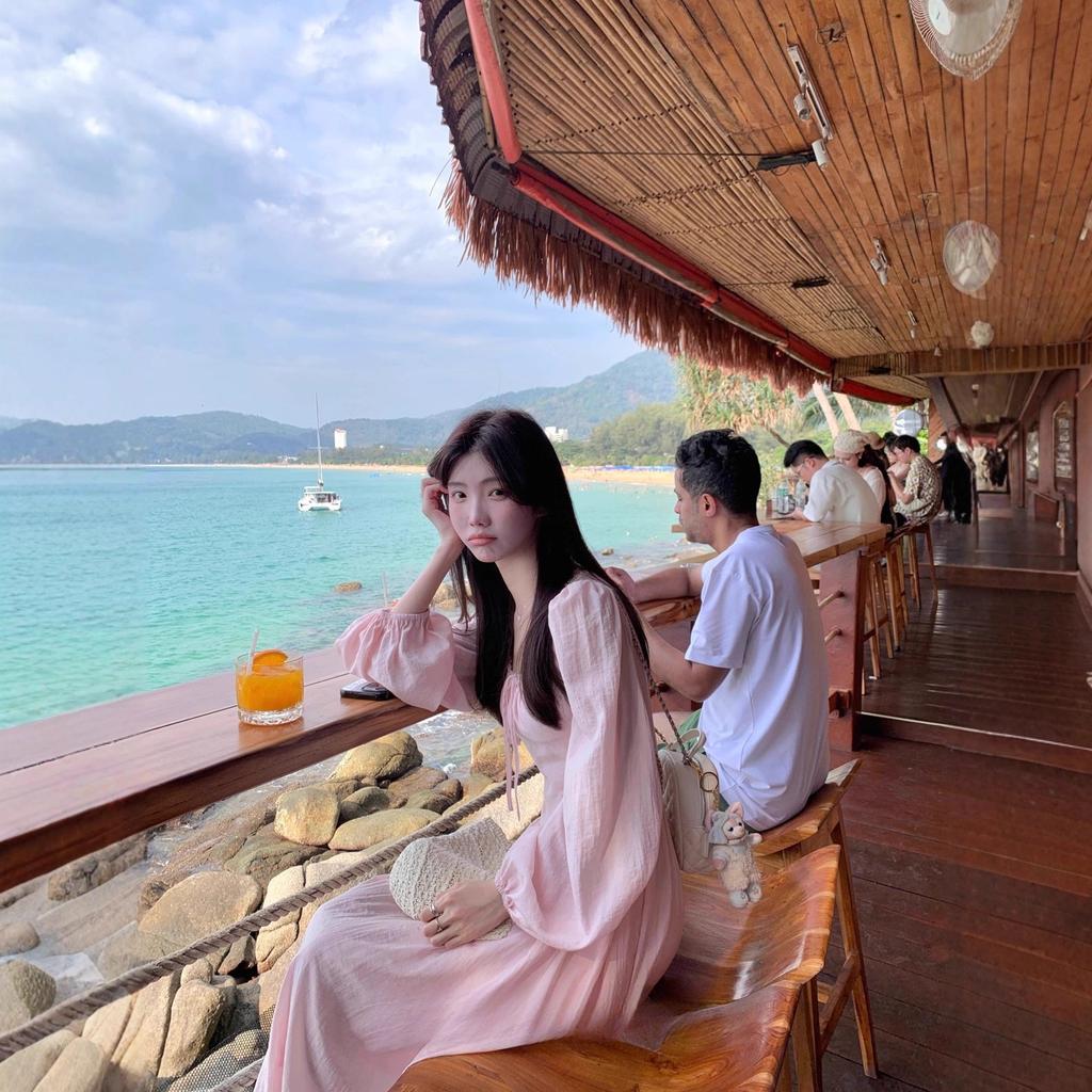 Early Autumn French Pink Long-sleeve Dress for Women, a New 2026 Waist-cinching Slimming Elegant Long Skirt for Early Autumn