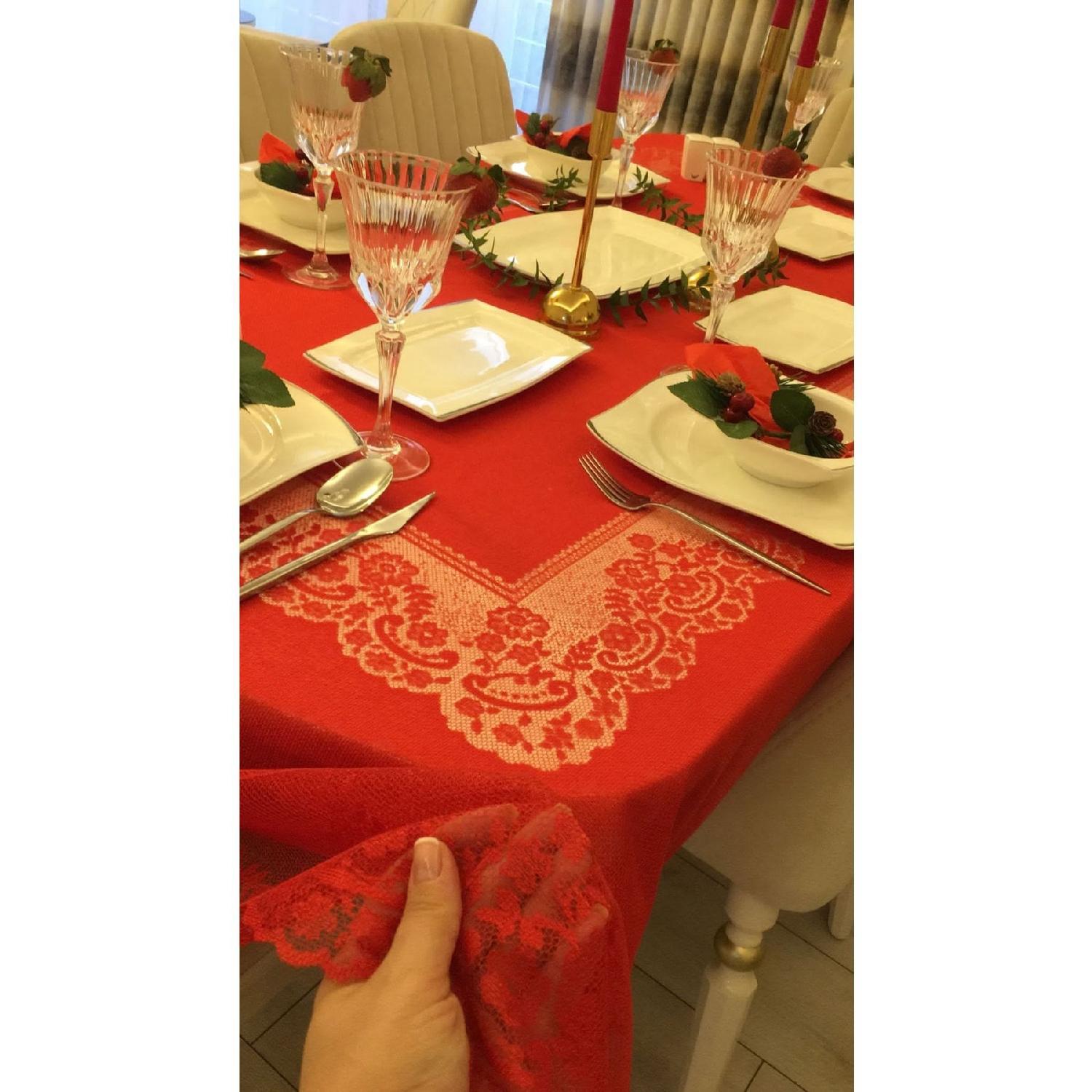 

Специальная новогодняя кружевная скатерть 160 x 225 красный
