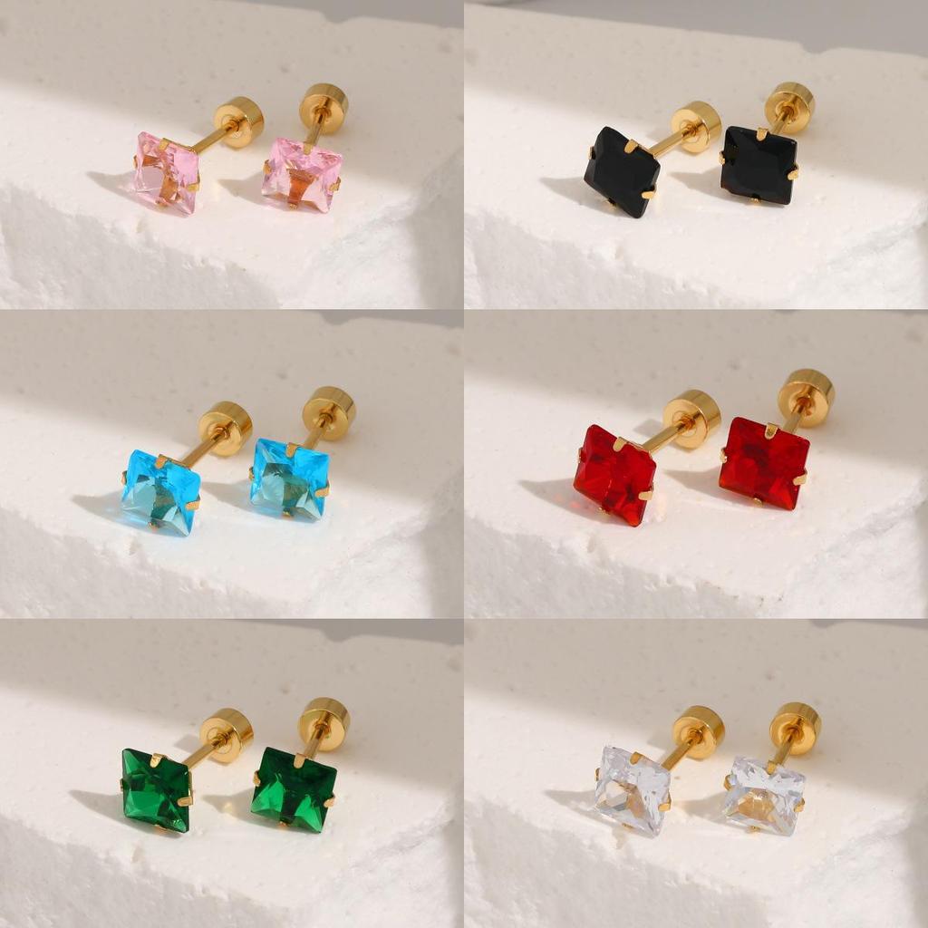 European & American Titanium Steel Non-Fading Women's Luxury Stud Earrings