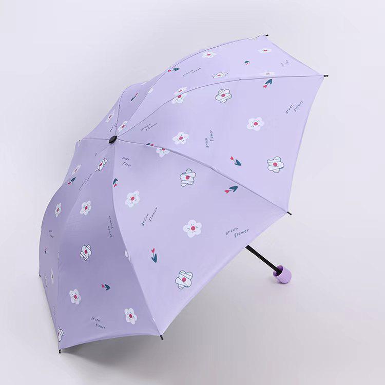 Compact Black Vinyl Folding Umbrella for Female Students - Sun & Rain Protection, Small Fresh Style.