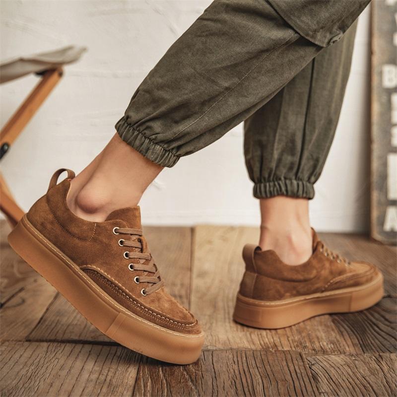 Модные мужские туфли из коровьей замши на шнуровке — фото 4