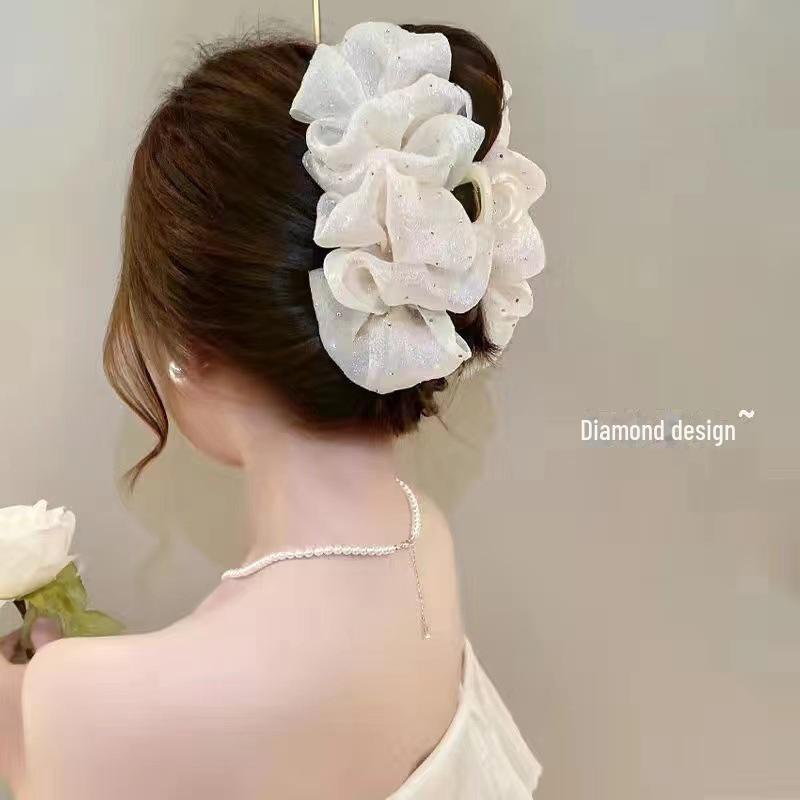 "High-Grade Bow Princess Shark Clip - 2024 Celebrity Cloud Mesh Headdress"