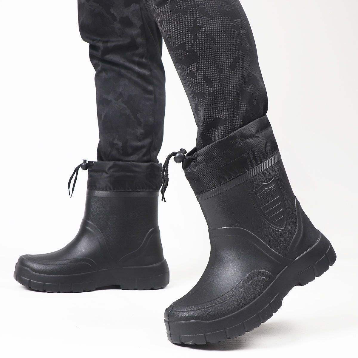 

Autumn and winter rain shoes men s velvet water shoes EVA lightweight white waterproof boots thick-soled cotton rubber shoes short thermal rain boots 46