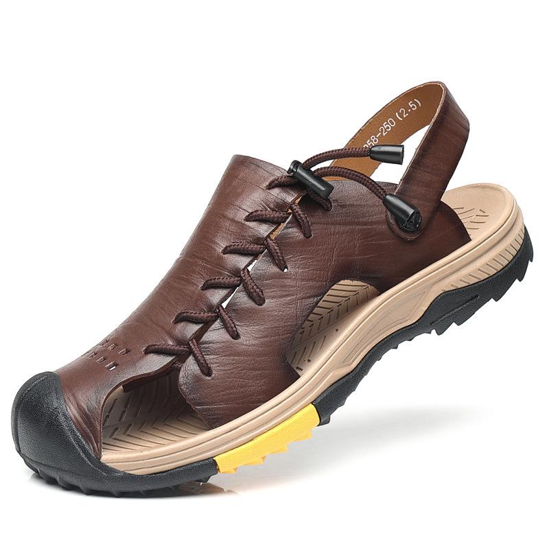 

2025 sandals men s new leather summer breathable non-slip shoes soft sole waterproof bag head casual shoes sandals beach shoes 46 темно-коричневого кольору