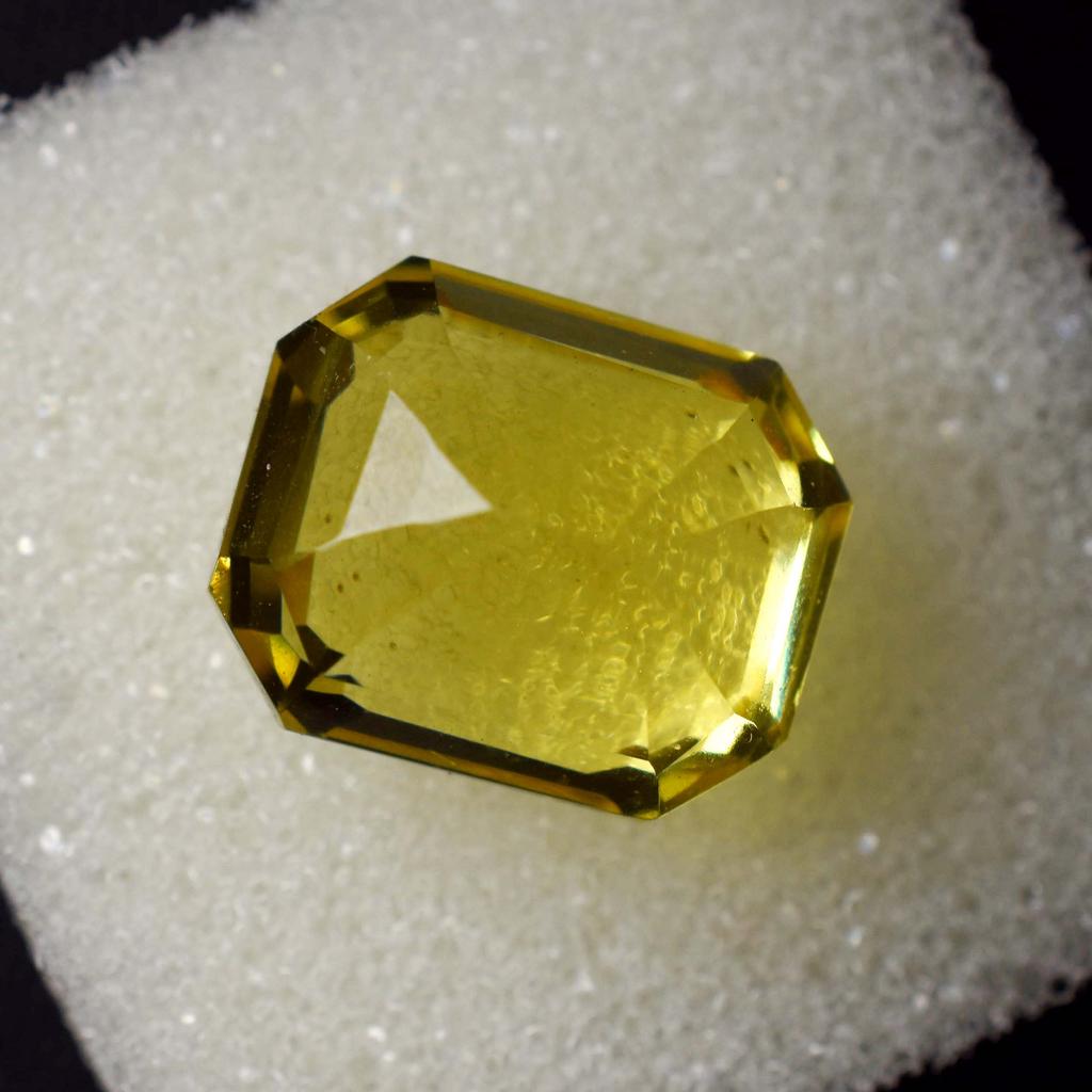 9.95 Ct Natural Yellow Ceylon SAPPHIRE Emerald Shape Loose Gemstone CERTIFIED AM-196