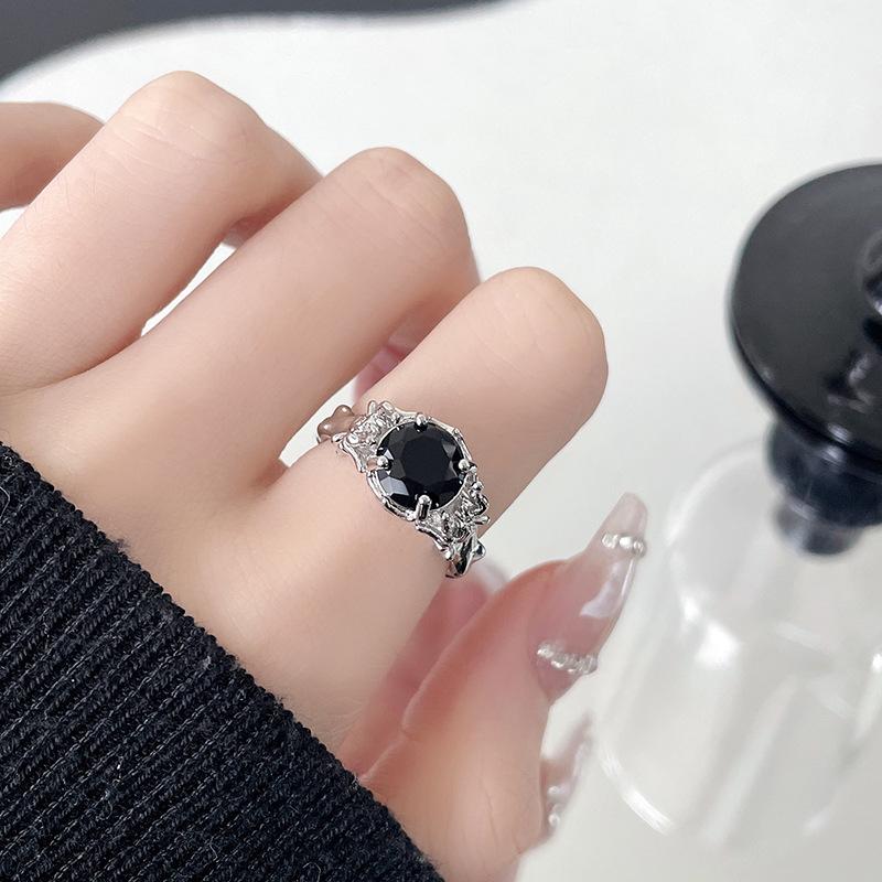 Dark Spider Dopamine Star Open Ring Cold Wind Personality Advanced Sense Index Finger Ring