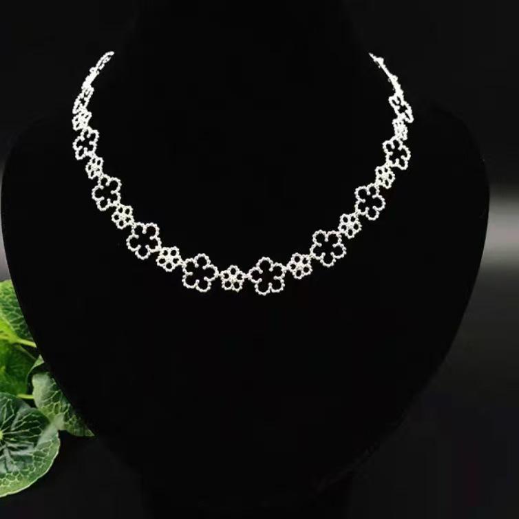 F118 Элегантное серебряное колье-цветок на ключицы для женщин - TT066