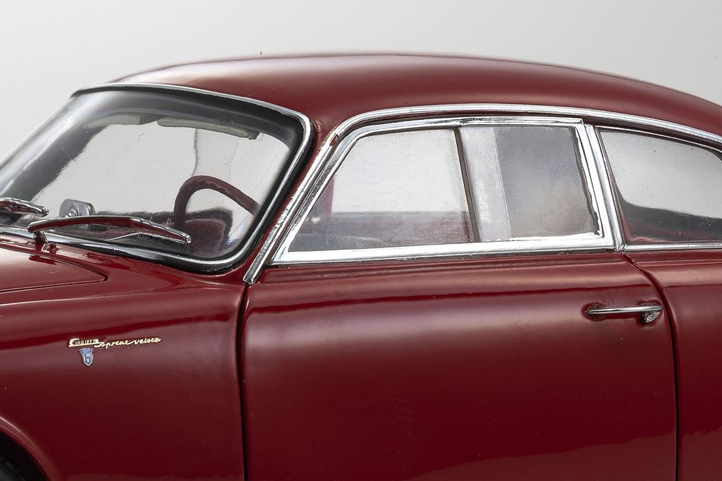 Kyosho Original Scale Alfa Romeo Giulietta Sprint Veloce Red Finished Product 1/18