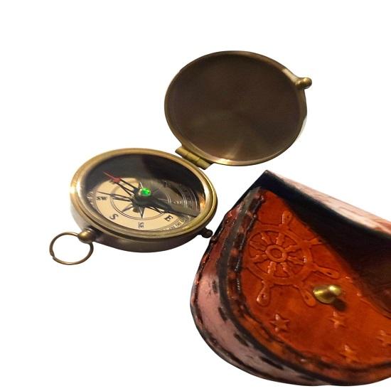 Style Brass Compass with Embossed Leather Case