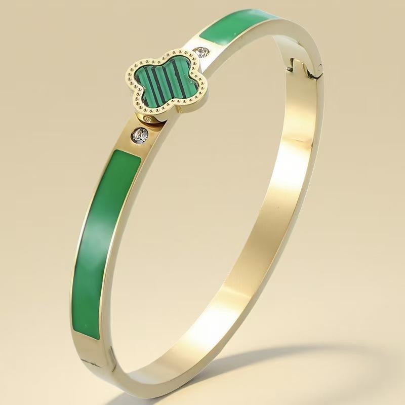 Four-leaf Clover Girl s High-end Jewelry Simple Bracelet One Size(16-22CM)