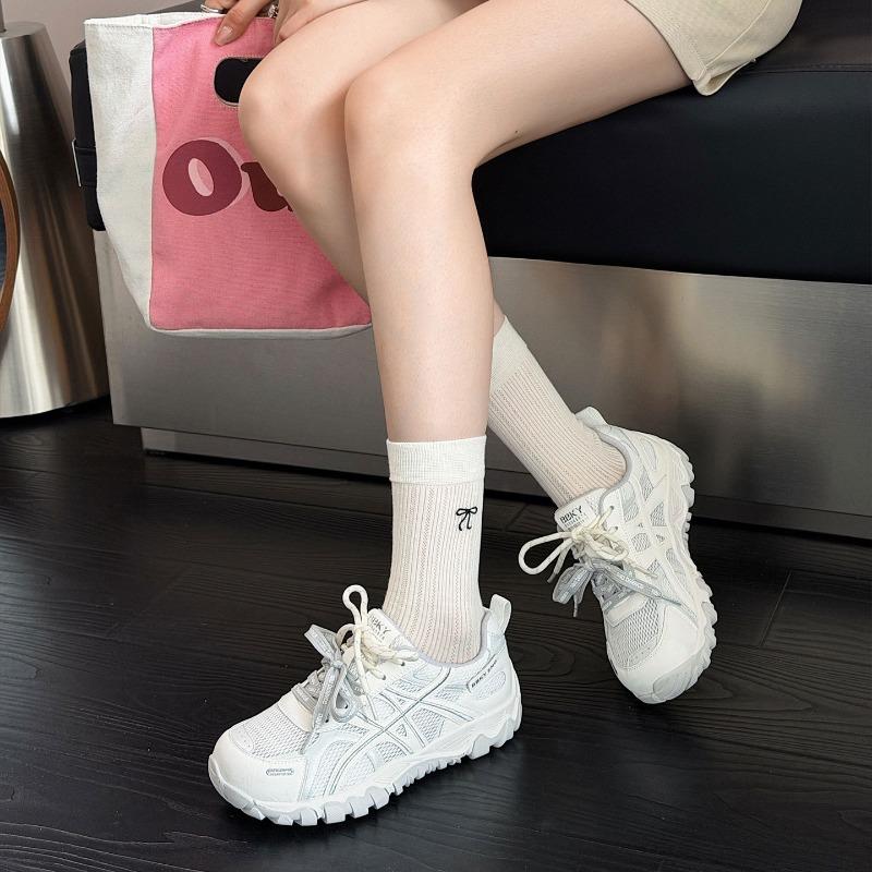 Mesh breathable leather German training shoes women's new versatile casual soft sole long standing not tired feet sports shoes thin