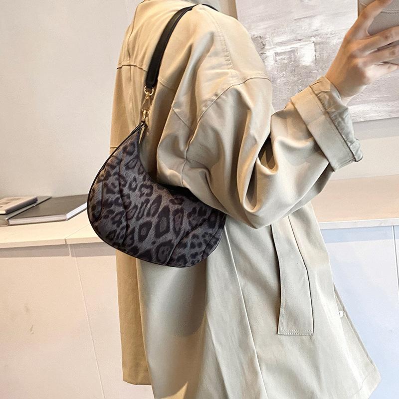 Fashion Brown Leopard Shoulder Bags PU Leather Versatile Underarm Bag Vintage Small Purse and Handbags For Women KTY