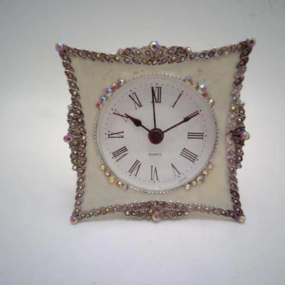 European Retro Alarm Clock Diamond Enamel Mini Small Clock Ornaments Creative Table Clock Decoration Table
