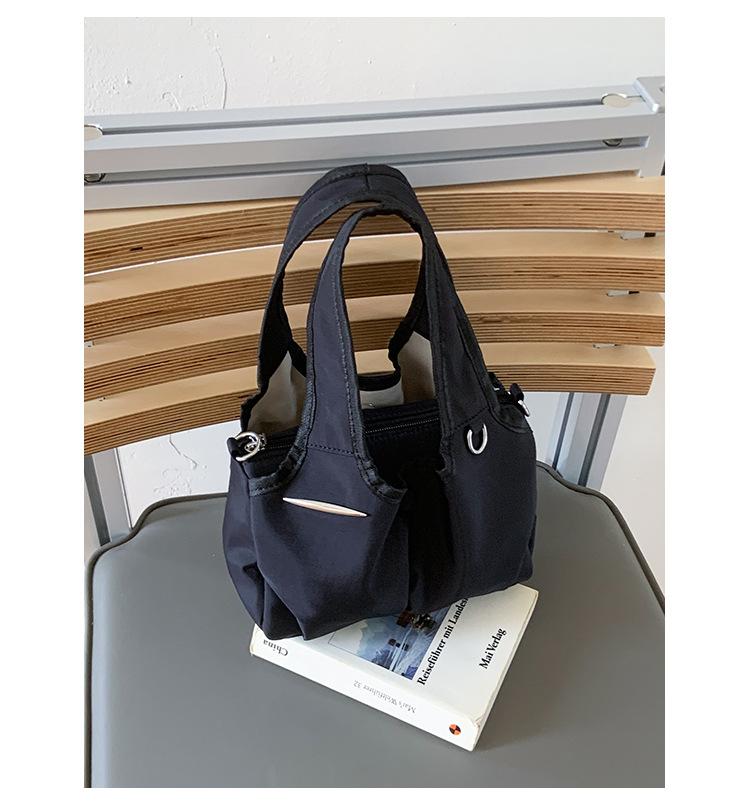 

2025 new lazy wind bag women s nylon tote bag commuter versatile simple shoulder underarm messenger bag bags чёрный