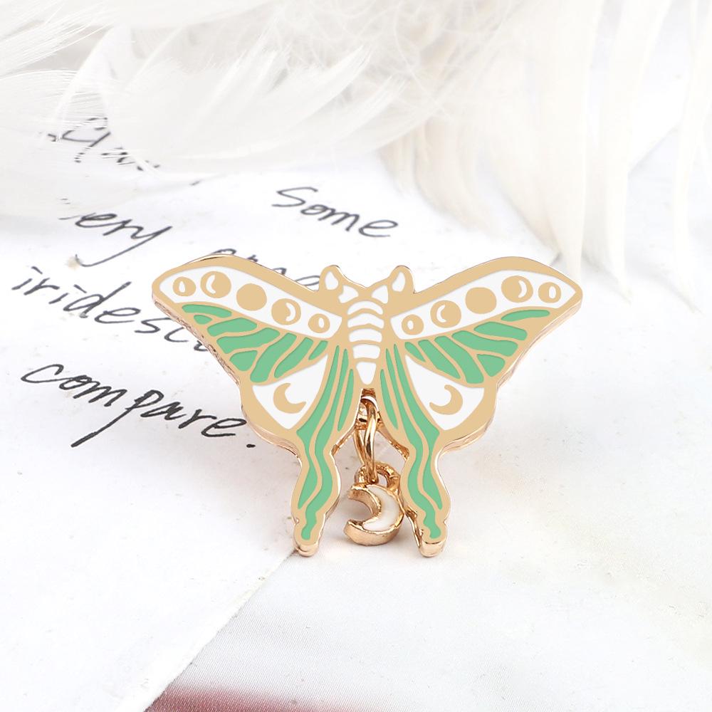 Colorful Butterfly Brooch: Exquisite Metal Pin for Clothes, Bags, and Corsage Accessories