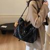 Retro Commuter Large Capacity Tote Women's Bag 2025 New Fashion Shoulder Messenger Bag Casual Light Backpack
