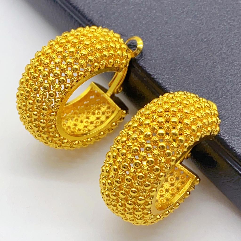 Dubai Bridal Jewelry 24K Gold Plated Earrings Exaggerated Vintage Nigerian Ladies Personalized Simple Earrings 2026