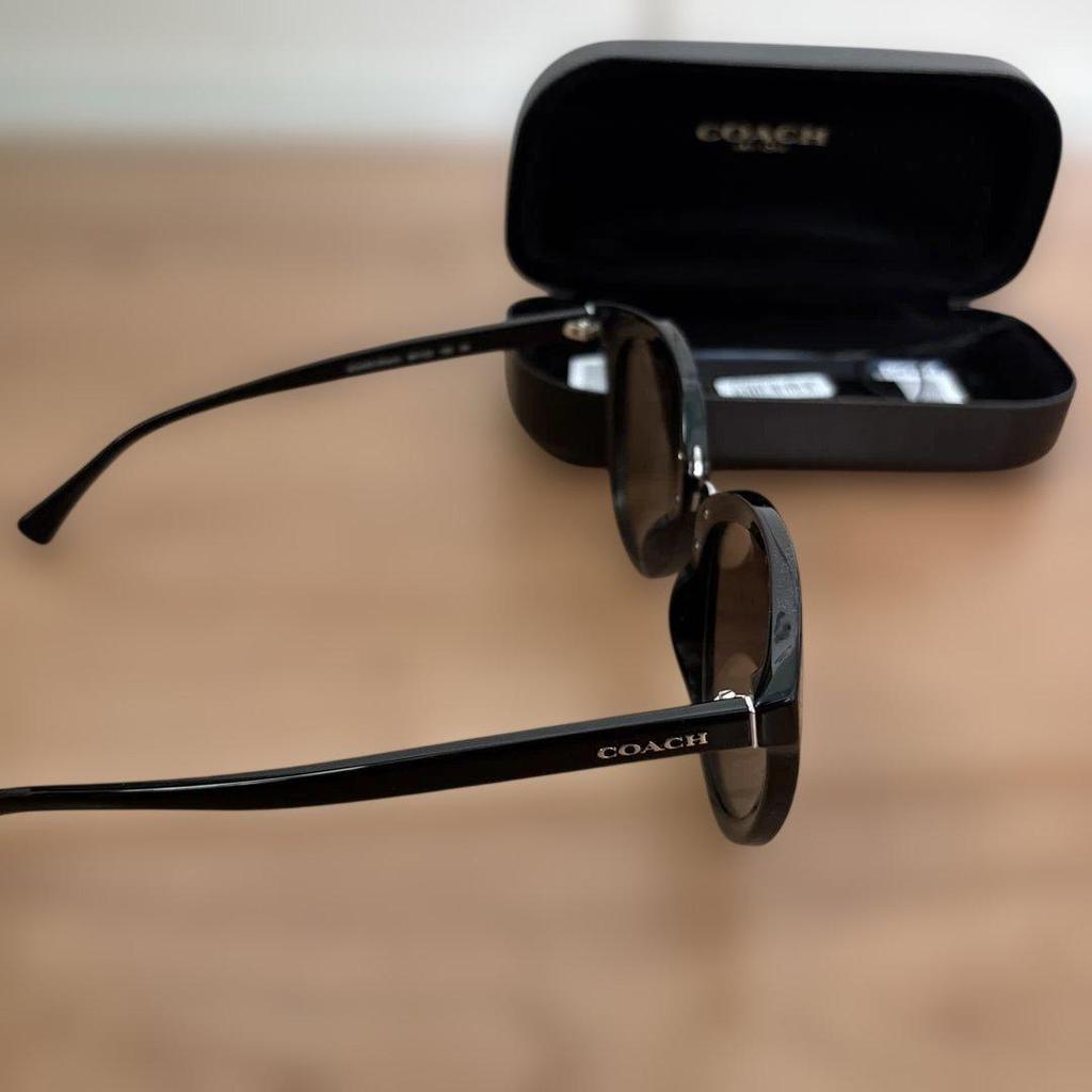 Used COACH sunglasses HC8199D with case