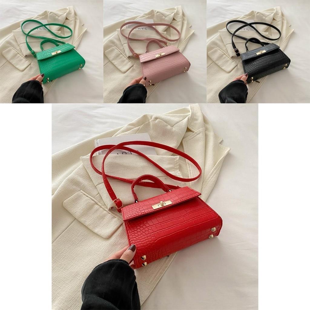 Fashionable Minimalist Women's Small Shoulder Bag 2024 Trendy Crossbody Purse Soft Pu