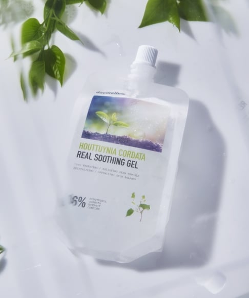 Daymellow Houttuynia Cordata Real Moisture Soothing Gel 300g NONE