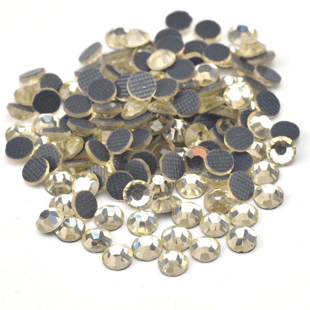 Barva Dmc Oblečení Doplňky Horký Diamant Ploché Dno Diamant Oděvní Doplňky Kamínek Střední Východ Diamant Xiuhe Oblečení Horký Diamant