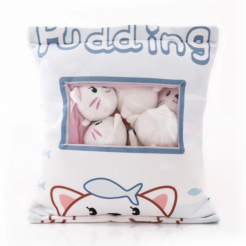 Eine große Tüte Katzen-, Kaninchen- und Schweinesnacks, Wurfkissen, Plüschtiere, Puppen, weiche Kuscheltiere, Geschenke für Kinder und Mädchen