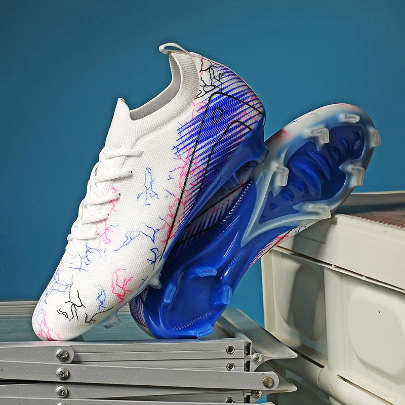 Spot 2025 Soccer Shoes Male Low Help Student Male Female Teen Admit Spike Training Match Sneakers