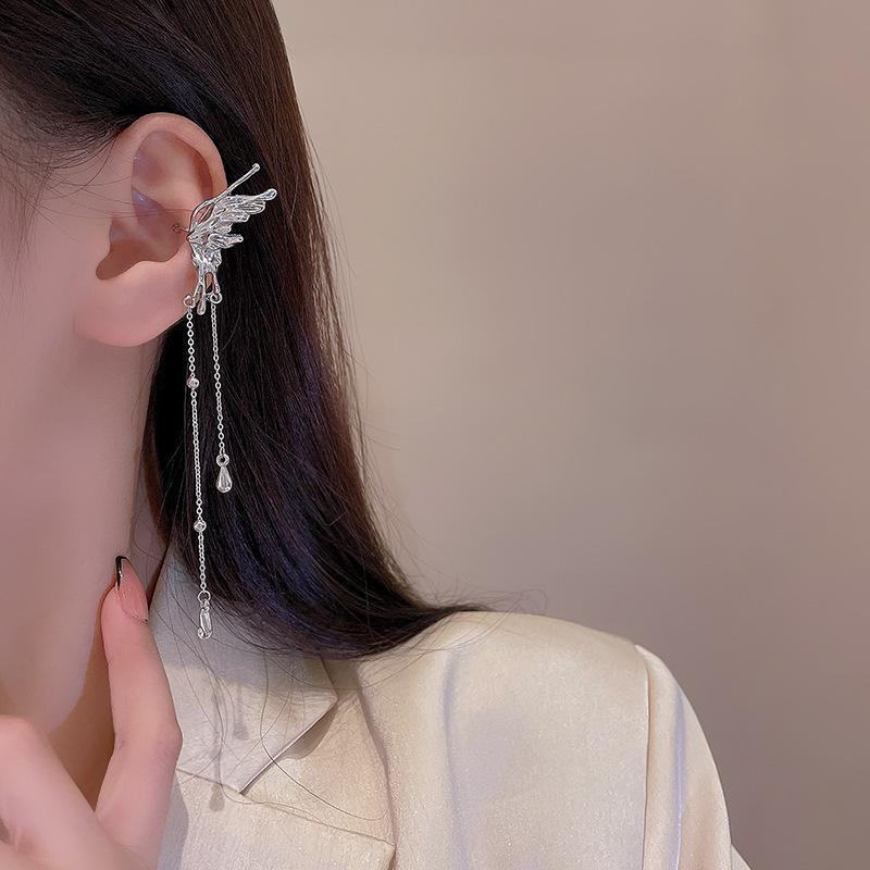Elegant Butterfly Tassel Ear Bone Clip - No Piercing Needed