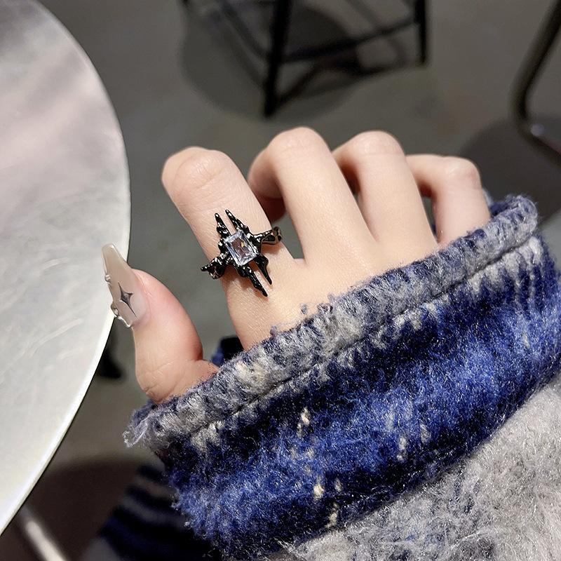 Nischen-Design-Sinn, Personalisierter Ring, Dark Wind Opening Paarring Stapeln, Tragen von High-End Cold Wind Partnerring