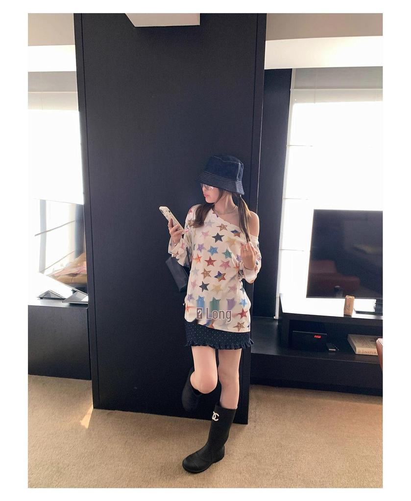 Chic Women's One-Shoulder Star Print Long Sleeve Tee for Fall 2025 - Lightweight Sun Protection Cover-Up