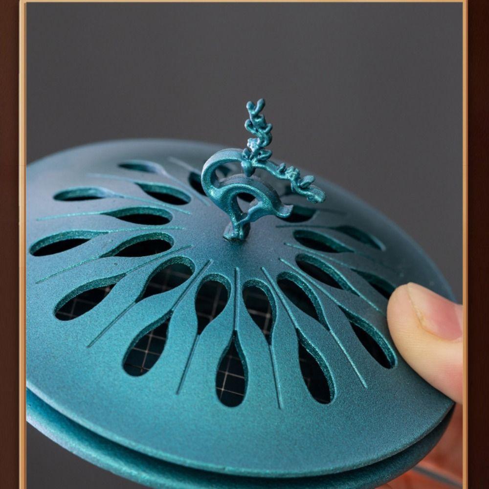 Sandalwood Plate Deer Lid Backflow Incense Holder Retro Zinc Alloy Hollow Fragrance Censer Lucky Deer Incense Burner Home Decor
