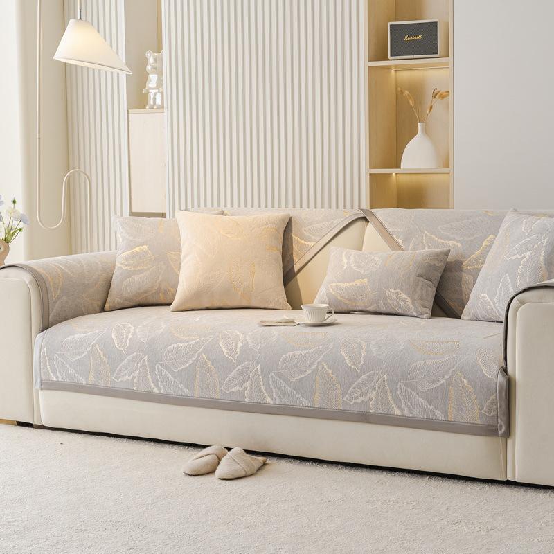 New Four-Season Universal Chenille Sofa Cushion Leather Sofa Cover Non-Slip Cover Cloth Towel Seat Cushion