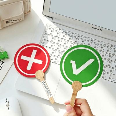 18pcs/set Sign Holding Multiple Species Referee Scoring Card Fashion Fun True/False Card  Party