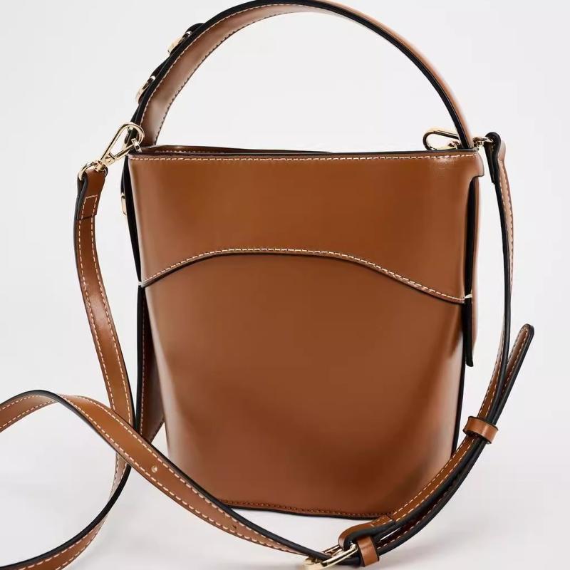 Damen PU Leder Achseltaschen Clutch Taschen Umhängetasche modische Hobo Taschen feminine Mode