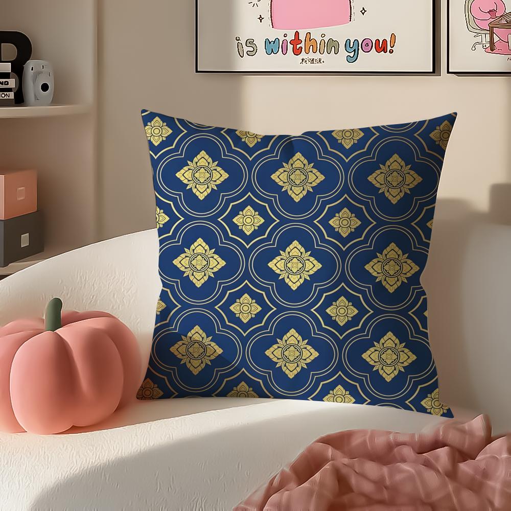 Vibrant Intricate Indonesian Art BBadik Indonesia Cushion Cover Pillowcase Short Plush Invisible zipper Room Sofa Cushion Cover