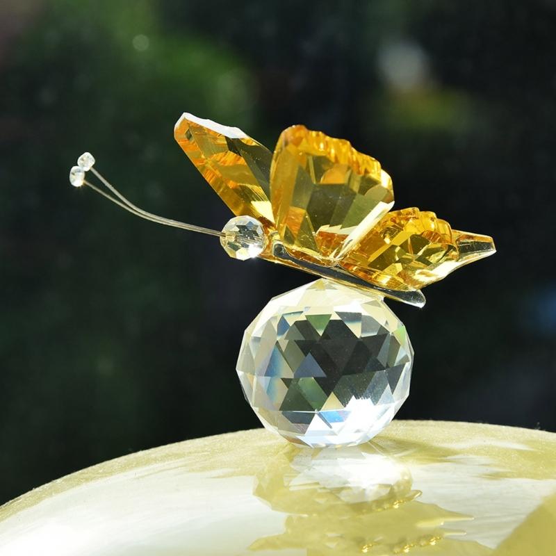Crystal Butterfly Figurines with Glass Ball Base Glass Butterfly Statues Crystal Animal Figurine for Home Ornament Decor
