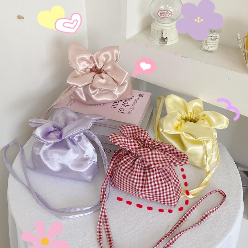 Checkered Flower Drawstring Bucket Bag Y2K Aesthetic Jacquard Shoulder Bag Summer Casual Crossbody Shoulder Bags